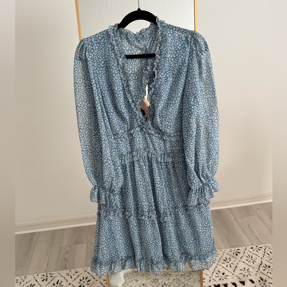 Elegant Blue Floral Dress